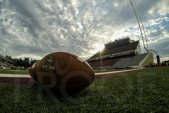 Georgia State @ ULM 10-26-13 (©Justin Manning) JWM_0725-2