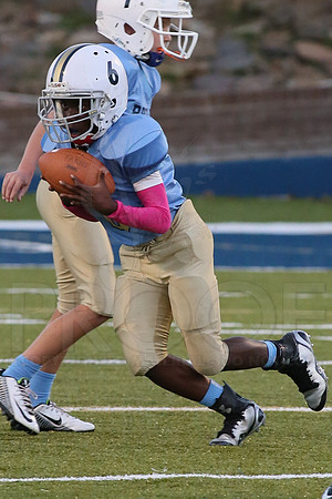 Catholic @ Pulaski Academy (Peewee) 10-14-2014 (©Justin Manning) JWM_0067