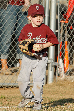 Panthers @ Mets 5-6 year old baseball 4-22-2014 (© Justin Manning) JWM_0156