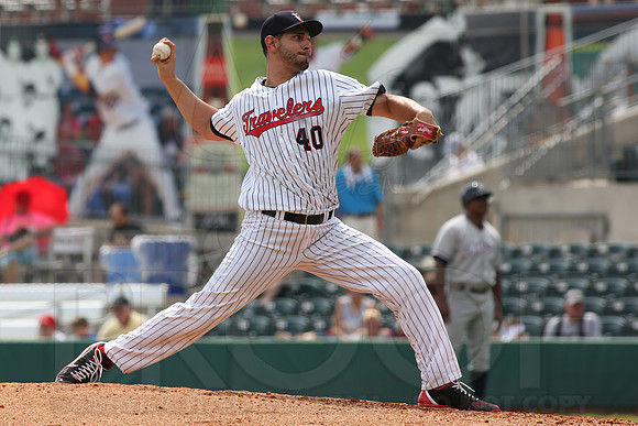 Northwest Arkansas Naturals @ Arkansas Travelers 9-2-13 (© Justin Manning) JWM0179
