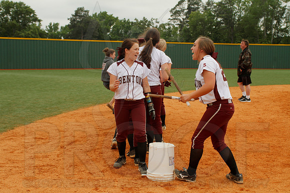 Benton vs. Russellville State Simi-Finals 5-17-2014 (© Justin Manning) JWM_0640