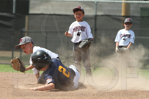 Benton vs. Mountain Home 5-6 year old All Stars 7-12-2014 (©Justin Manning) JWM_105