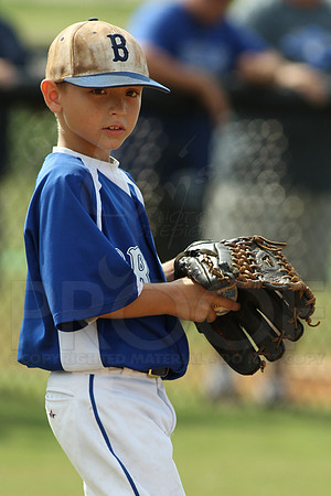 Benton-Midkiff vs. Bryant-Griffin 8 year old (Cal Ripken) 7-20-2014 (©Justin Manning) JWM_142