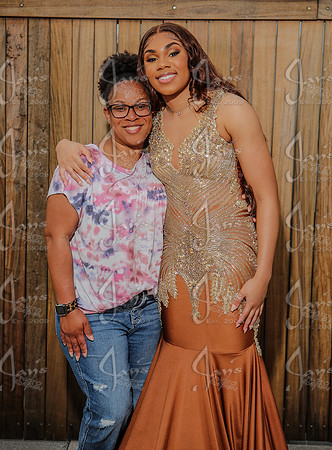 Ky Wilson (Little Rock Central Prom) 4-26-25_JWM_0039