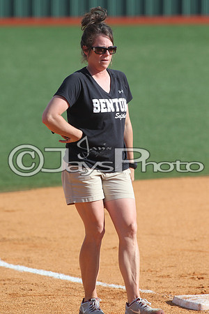 Harmony Grove @ Benton softball 4-16-2015 (©Justin Manning) JWM_0134