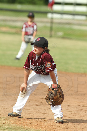 Benton-Midkiff vs. Bryant-Griffin 8 year old (Cal Ripken) 7-20-2014 (©Justin Manning) JWM_216