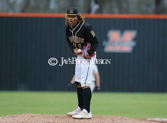 Dequeen @ Malvern baseball 3-18-22_JWM_0149