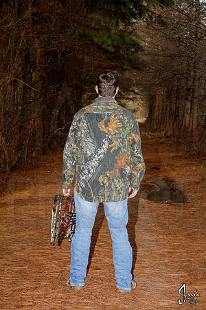 Austin Hicks senior pictures 12-29-13 (�Justin Manning) (�Justin Manning) (�Justin Manning) JWM_0099