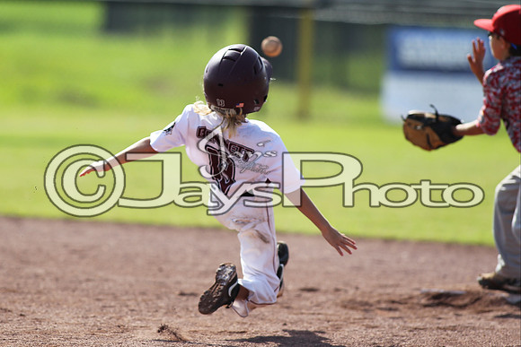 Benton vs. Cabot Cal Ripken t-ball All-Stars 7-10-2015 (©Justin Manning) JWM_0041