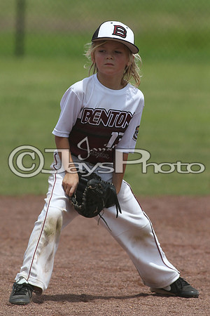 Benton vs. Harrison Cal Ripken t-ball All-Stars 7-10-2015 (©Justin Manning) JWM_0061