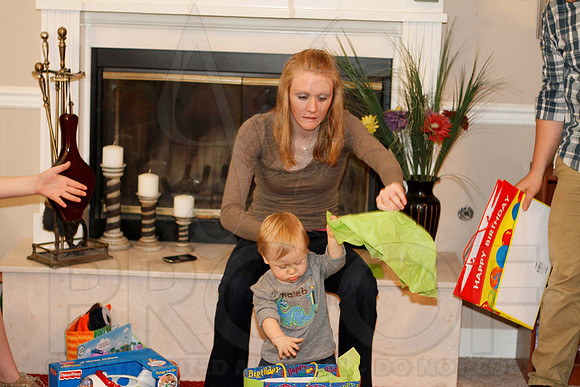 Kaleb's 1st birthday party 10-21-12 (Justin Manning)0014