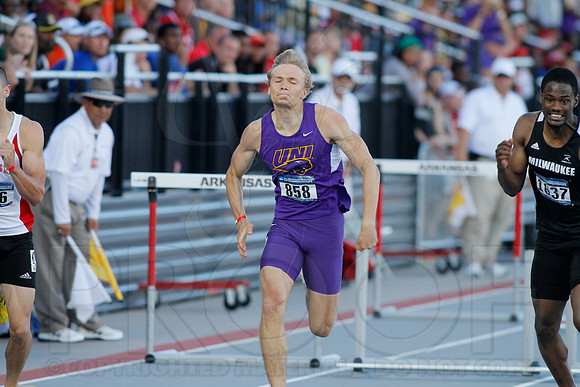 NCAA West Track and Field Preliminaries 5-31-2014 (© Justin Manning) JWM_0381