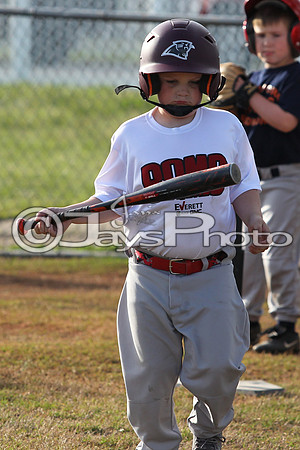 Bomb Squad vs Tigers 6-7 year old (Pitching Machine) 4-27-2015 (©Justin Manning) JWM_0096