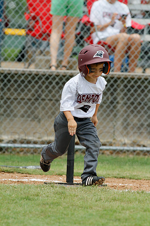 Benton vs. Lonoke 5-6 year old All Stars 6-27-2014 (©Justin Manning) JWM_042