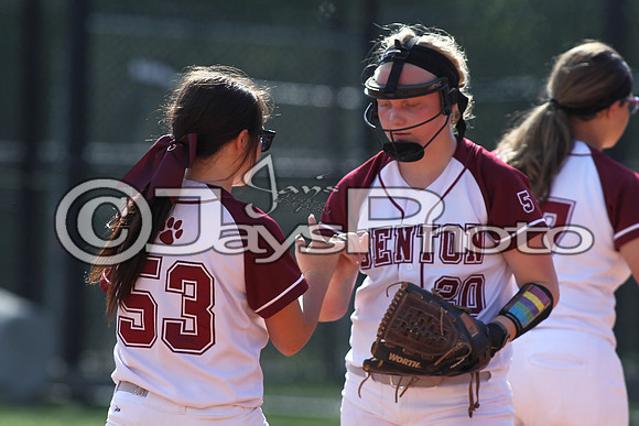 Harmony Grove @ Benton softball 4-16-2015 (©Justin Manning) JWM_0053