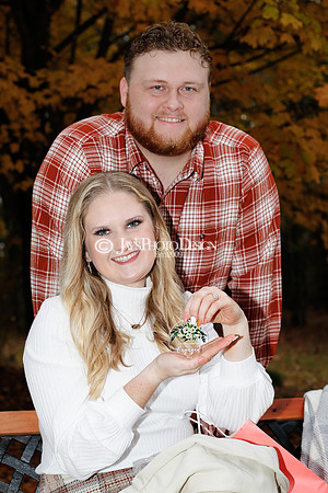 Aaron & Rebekah (Engagment Photos) 11-25-22_JWM_0239