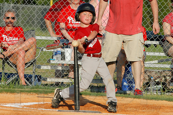 Phillies vs. Razorbacks 5-6 year old baseball 6-3-2014 (© Justin Manning) JWM_0164