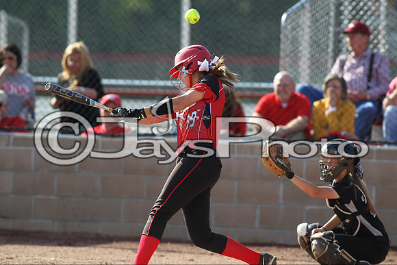 Bauxite @ Harmony Grove softball 4-21-2015 (©Justin Manning) JWM_0238