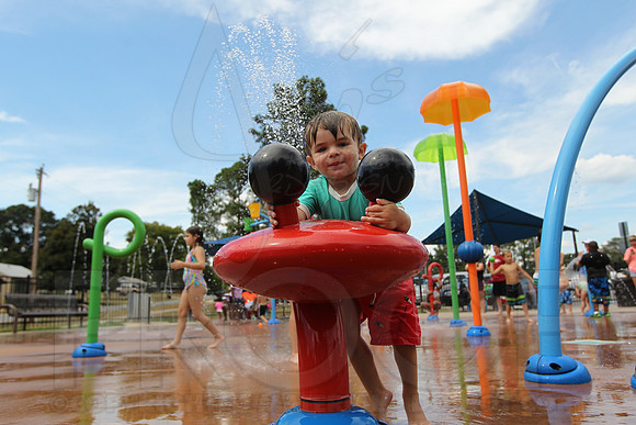 Jaxtin's 7th birthday 8-2-2015 (©Justin Manning) JWM_0307