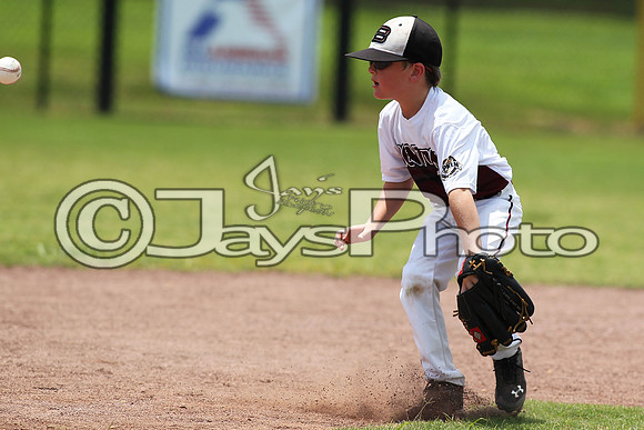 Benton (Cobb) vs. Benton (Jackson) Cal Ripken t-ball All-Stars 7-11-2015 (©Justin Manning) JWM_0036