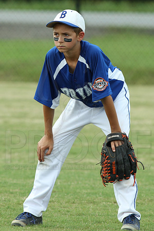 Benton-Midkiff vs. Bryant-Griffin 8 year old (Cal Ripken) 7-20-2014 (©Justin Manning) JWM_010