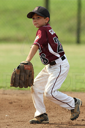 Benton-Midkiff vs. Bryant-Griffin 8 year old (Cal Ripken) 7-20-2014 (©Justin Manning) JWM_082