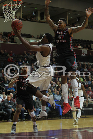 Louisiana Lafayette @ Arkansas-Little Rock Men's Basketball 1-7-2016 (©Justin Manning) JWM_0230