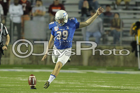 Independence Bowl Tulsa vs. Virginia Tech 12-26-2015 (©Justin Manning) JWM_706