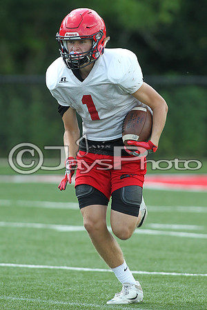 Harmony Grove Football Practice 8-10-17_JWM00006