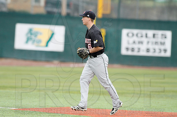 ASU @ UALR baseball 3-17-13 (© Justin Manning) JWM0218