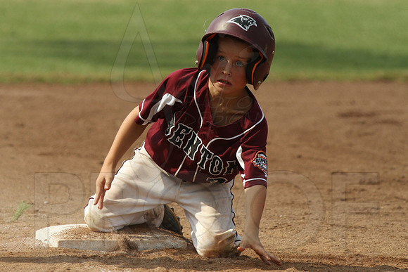 Benton-Midkiff vs. Bryant-Griffin 8 year old (Cal Ripken) 7-20-2014 (©Justin Manning) JWM_258
