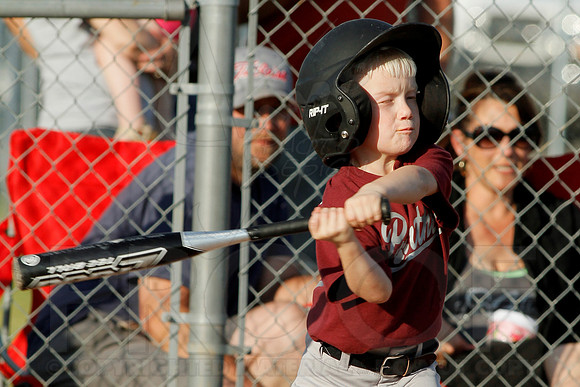 Panthers @ Mets 5-6 year old baseball 4-22-2014 (© Justin Manning) JWM_0043