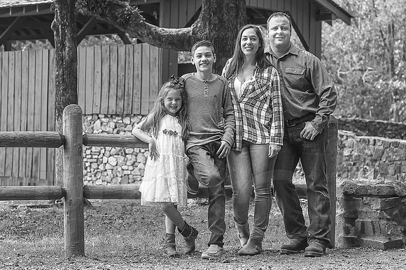 Dougan Family 10-16-16_JWM_0063-3