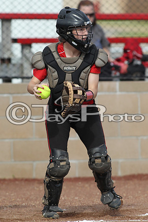 Bauxite @ Harmony Grove softball 4-21-2015 (©Justin Manning) JWM_0023