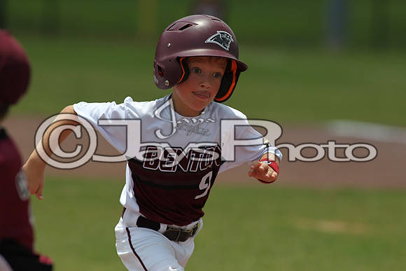 Benton (Cobb) vs. Benton (Jackson) Cal Ripken t-ball All-Stars 7-11-2015 (©Justin Manning) JWM_0078