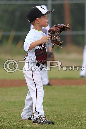 Benton (Cobb) vs. Benton 5-6 year old All-Stars 6-14-2015 (©Justin Manning) JWM_0016