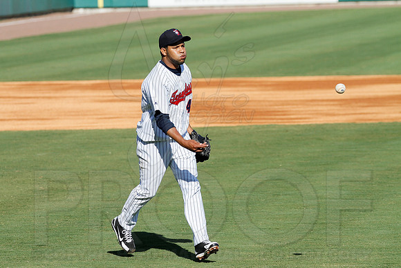 NW Arkansas Naturals @ Arkansas Travelers 4-21-12(Justin Manning)003