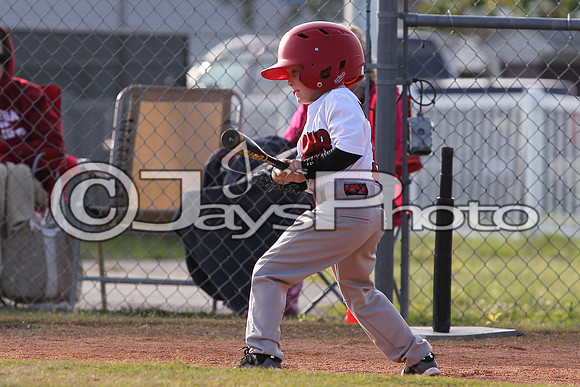 Bomb Squad vs Tigers 6-7 year old (Pitching Machine) 4-27-2015 (©Justin Manning) JWM_0165