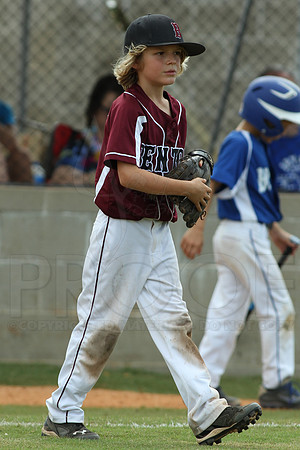 Benton-Midkiff vs. Bryant-Griffin 8 year old (Cal Ripken) 7-20-2014 (©Justin Manning) JWM_100