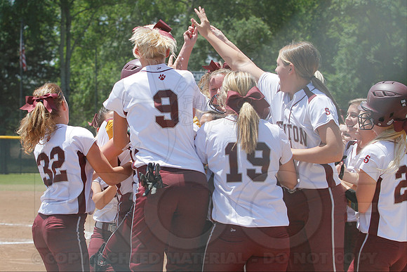 Benton vs. Mountain Home 6A State Softball Playoffs 5-11-13 (© Justin Manning) JWM0095