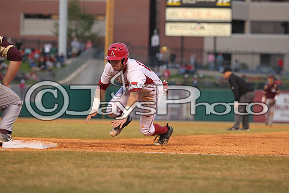 ULM @ Arkansas baseball_0630