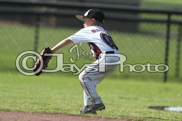Benton vs. Cabot Cal Ripken t-ball All-Stars 7-10-2015 (©Justin Manning) JWM_0055