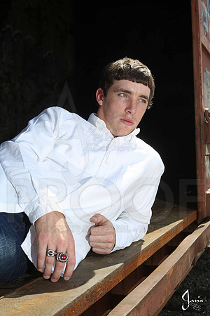 Collin & Makayla Senior pics 4-14-13 (© Justin Manning) JWM0278