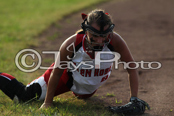 Glen Rose vs Harding Academy softball (Regionals) 5-8-2015 (©Justin Manning) JWM_0173