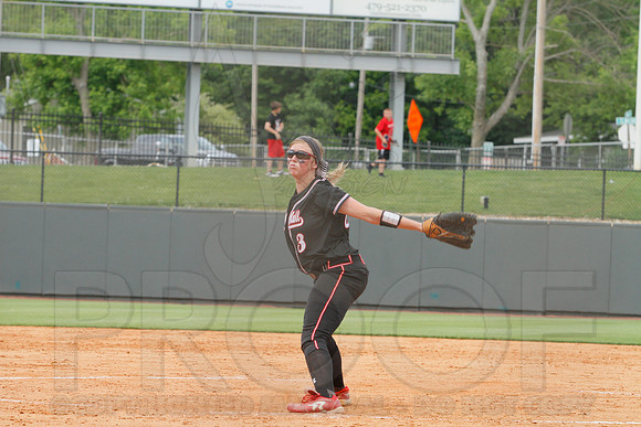 5A State Softball Finals Vilonia vs. White Hall 5-23-2014 (© Justin Manning) JWM_0130