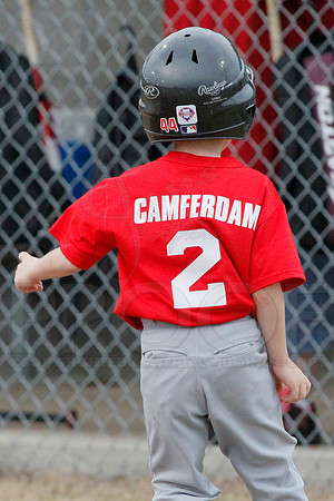 Phillies vs. Razorbacks 5-6 year old baseball 4-3-2014 (© Justin Manning) JWM_0276