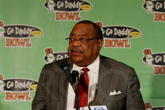 Go Daddy Press Conference & Reception 1-2-12 (Justin Manning)0010