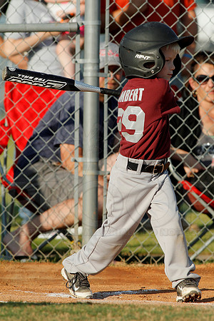 Panthers @ Mets 5-6 year old baseball 4-22-2014 (© Justin Manning) JWM_0052