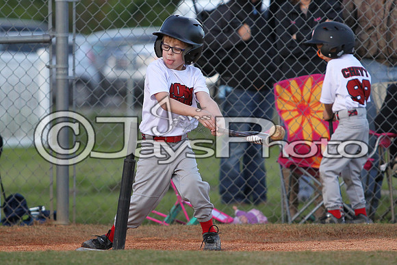 Bomb Squad vs Tigers 6-7 year old (Pitching Machine) 4-27-2015 (©Justin Manning) JWM_0070
