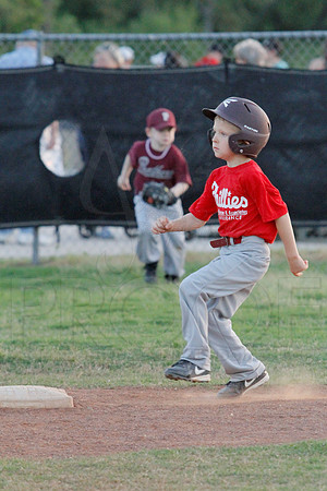 Phillies vs. Panthers 5-6 year old 5-6-2014 (© Justin Manning) JWM_0053